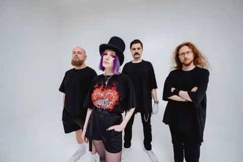 Sara